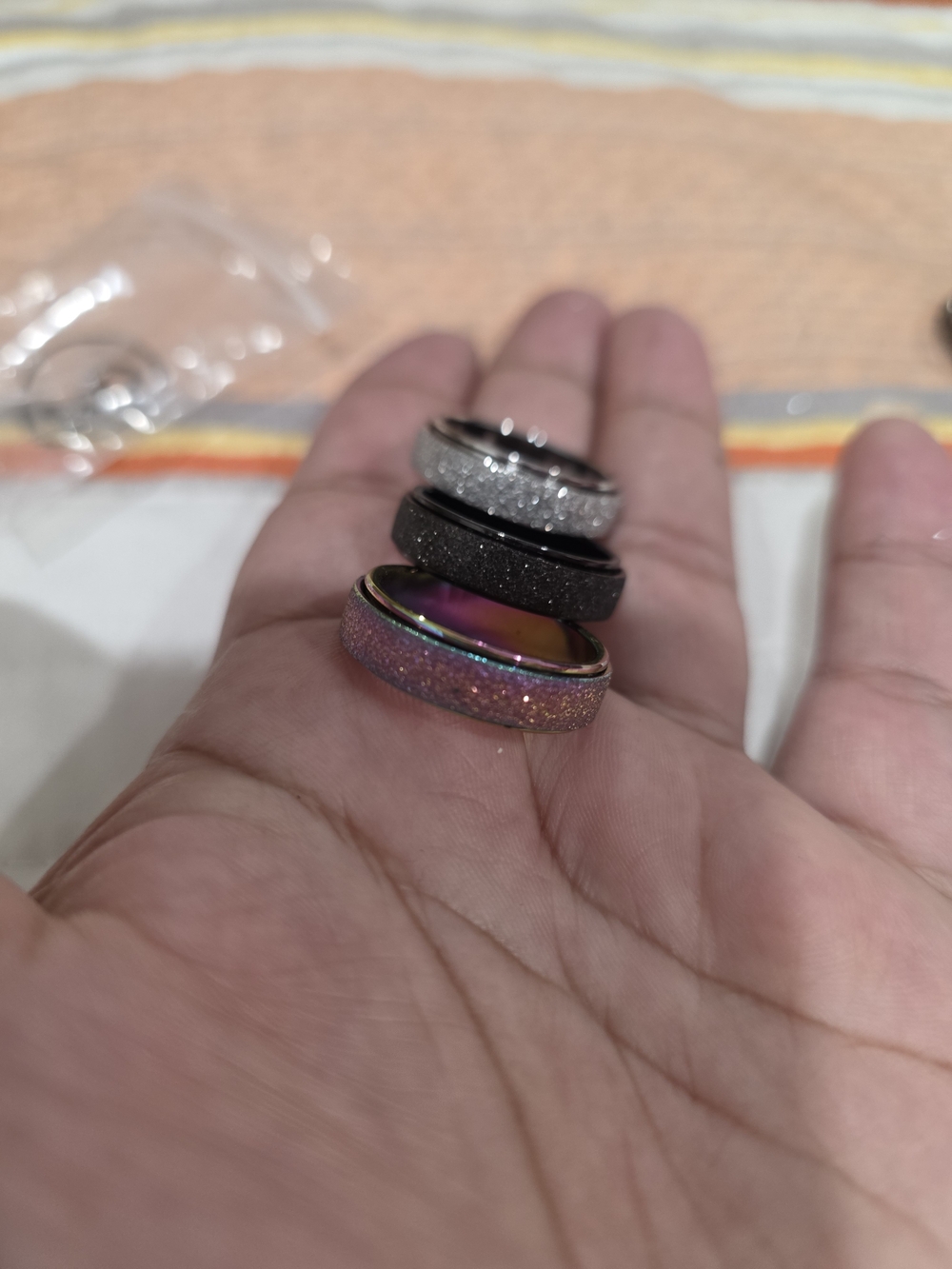 Set of 3 Sparkle Rings - Black, Silver & Iridescent Pink